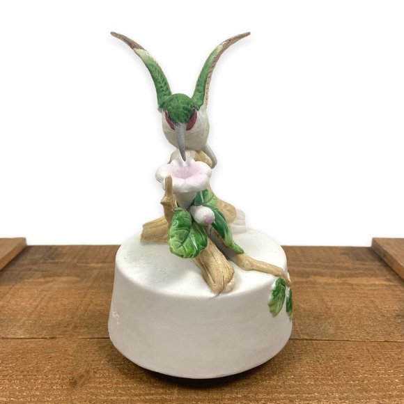 Vintage Arnart 1984 Hummingbird & Flowers Rotating Music Box Ceramic - Picture 2 of 14